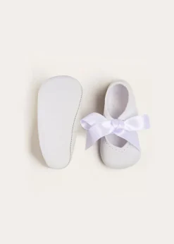 Pepa London Celebration Ribbon Detail Mary Jane Pram Shoes in White (17-20EU)