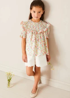 Pepa London Scallop Trim Embroidered Shorts in White (2-10yrs)